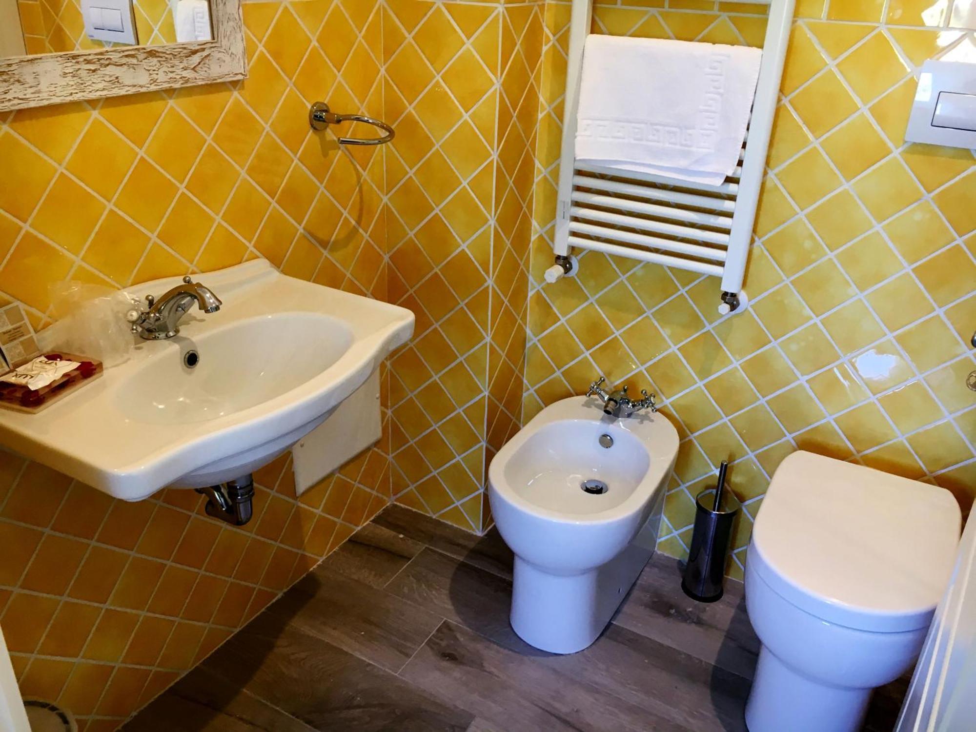 B&B Harmonia SantʼElpidio a Mare Exteriör bild